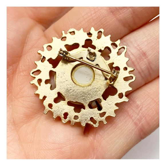 Vintage MCM mother of pearl “mother” pink blue gold round brooch pin - Picture 3 of 7